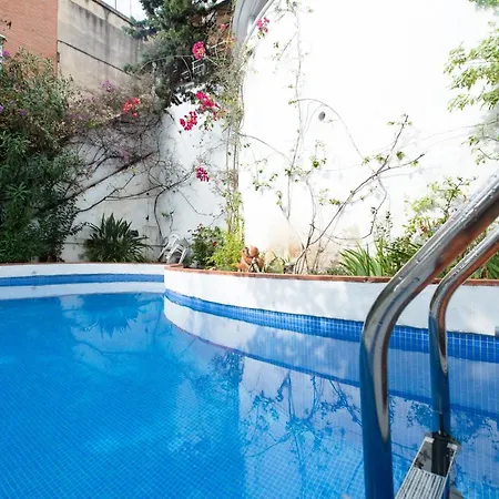 Casa Vilaro Park Guell * バルセロナ